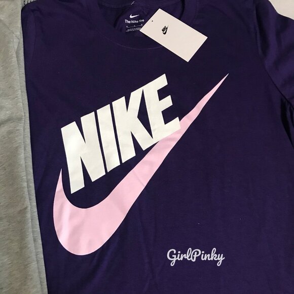NIKE WOMENS LIGHT GREY LEGGINGS OUTFIT & PURPLE SHORT SLEEVE LOGO TEE IN MEDIUM - Picture 6 of 11